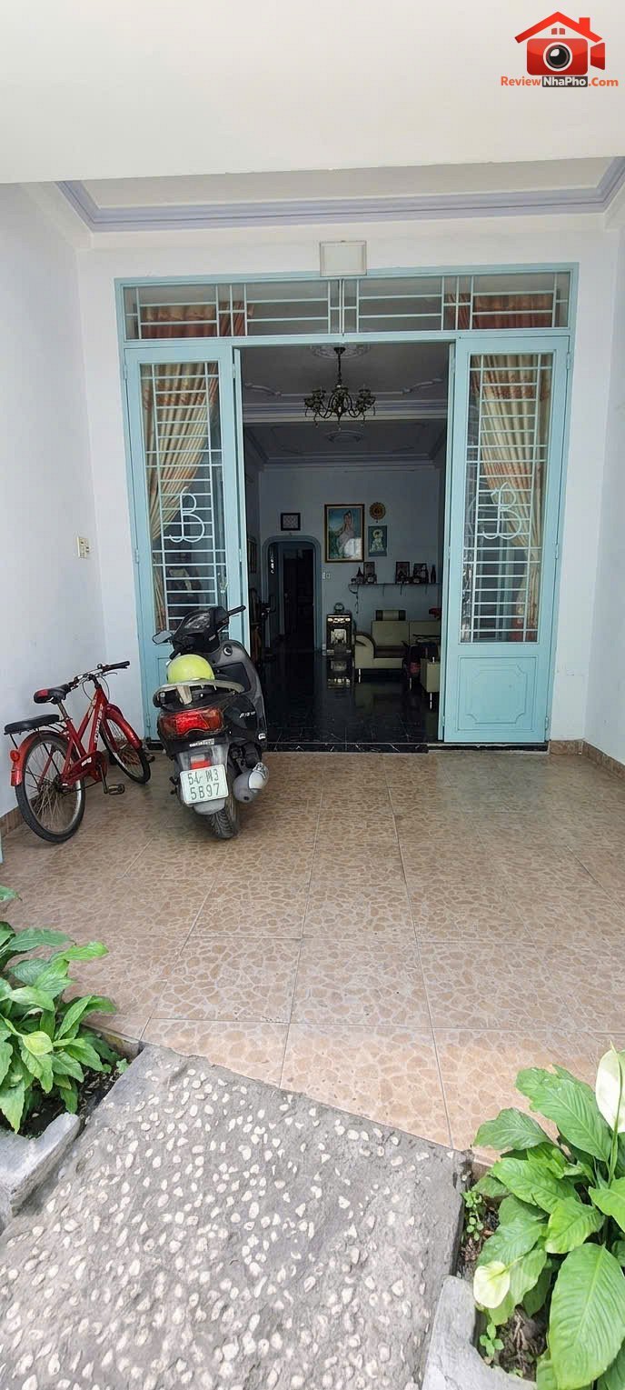 Bán nhà lũy bán bích cách 20m là ra mặt tiền 120m ngang hơn 5m chỉ 8.5 tỷ – Đường Lũy Bán Bích – Phường Tân Thới Hòa – Quận Tân Phú – Thành phố Hồ Chí Minh