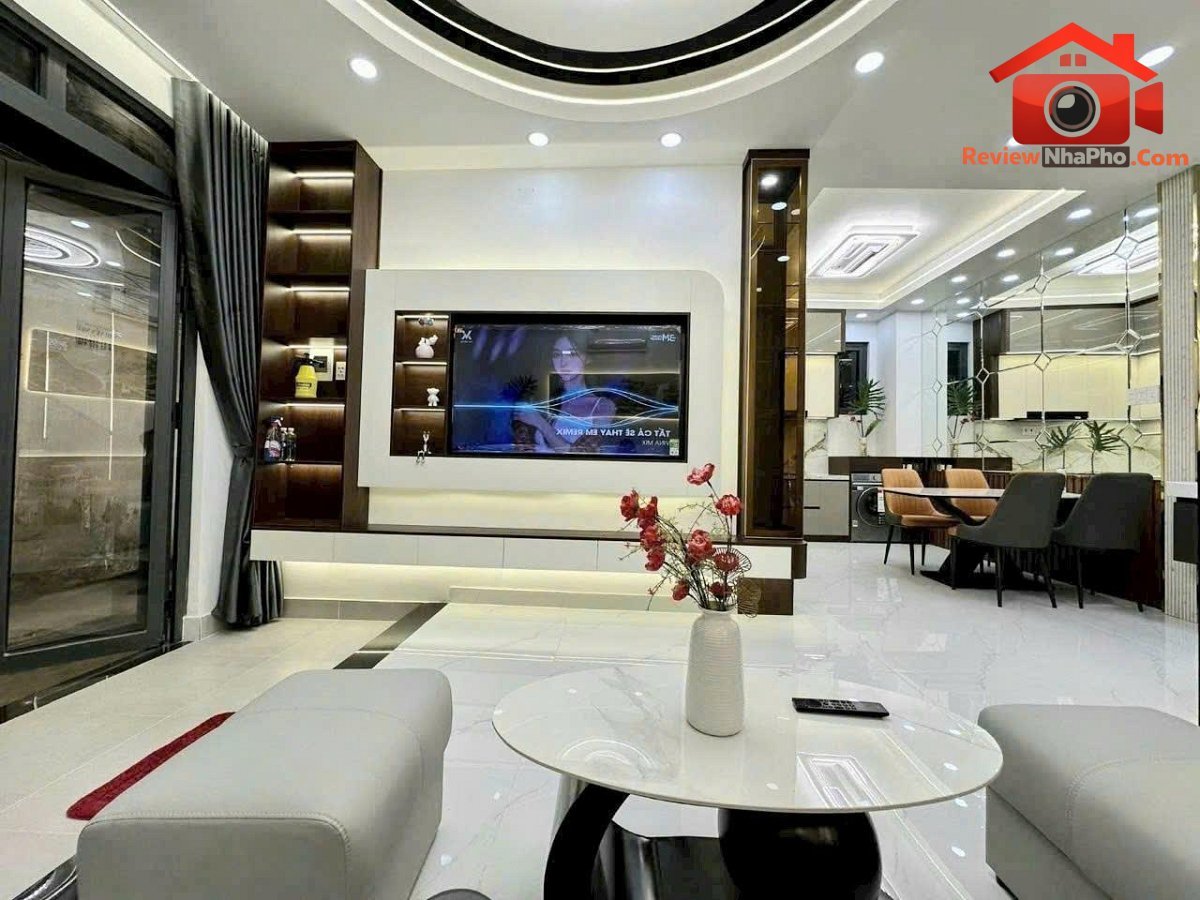 Nhà cạnh vincom, 50m2, đầy đủ nội thất, 5.95 tỷ – Bán nhà đất Đường huynh-tan-phat – Phường cũ Bình Thuận Quận 7 – Phường mới Bình Thuận – Thành phố Hồ Chí Minh