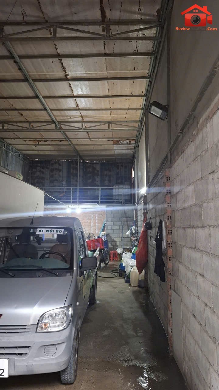 Chỉ 40tr/m2 nhà xưởng đ bình thành bình tân-hẻm 8m thông 305m2 -cấp 4-giá: 12.3 tỷ – Bán nhà đất Đường Bình Thành – Phường cũ Bình Hưng Hòa B Quận Bình Tân – Phường mới Bình Hưng Hòa B – Thành phố Hồ Chí Minh