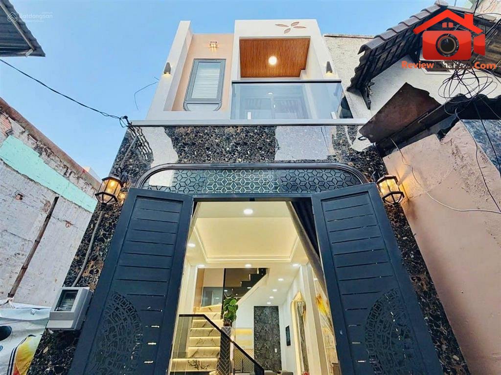 Nhà 1 lầu 28,7m2 full nội thất, đường lê đức thọ, ngay chung cư osimi
-
Giá: 3.99 tỷ
28 m2
2
2