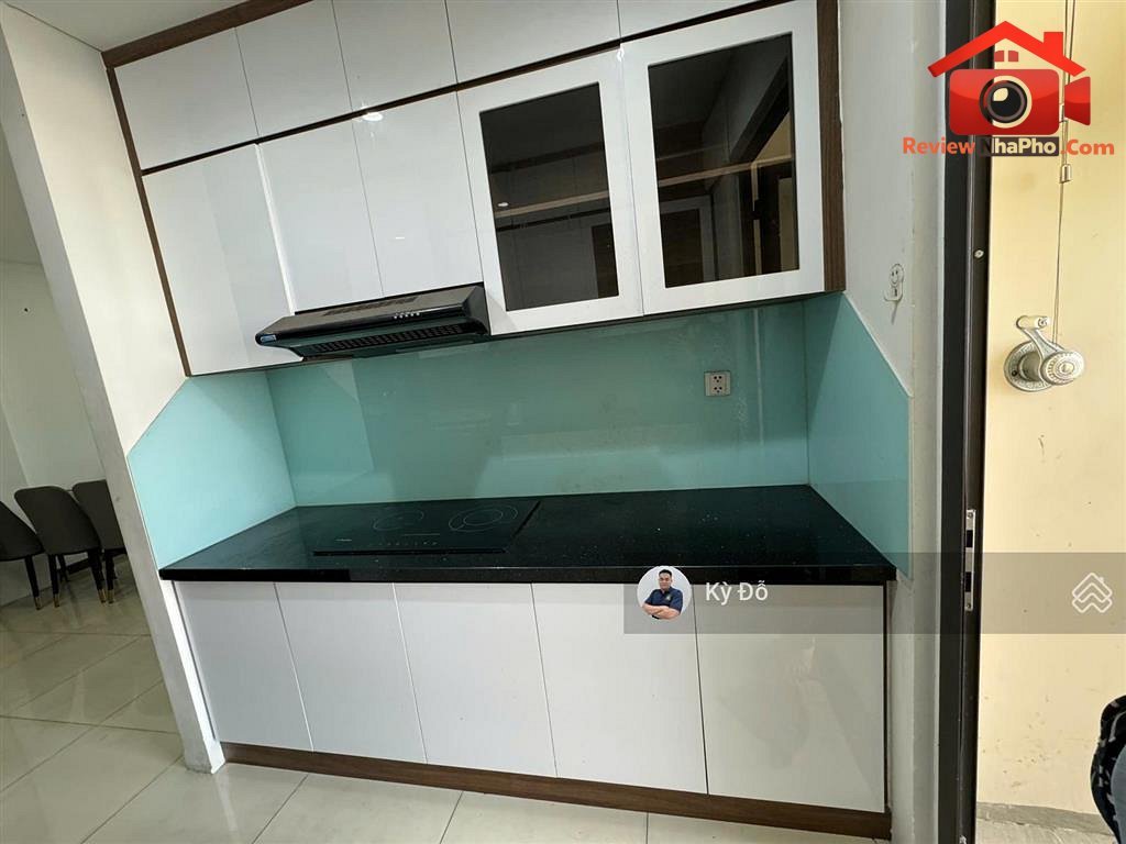Chủ cần bán gấp căn hộ kingston residence, 80m2, 2pn, giá 7.2 tỷ, sổ hồng.  0932 248 ***
-
Giá: 7.2 tỷ
80 m2
2
2