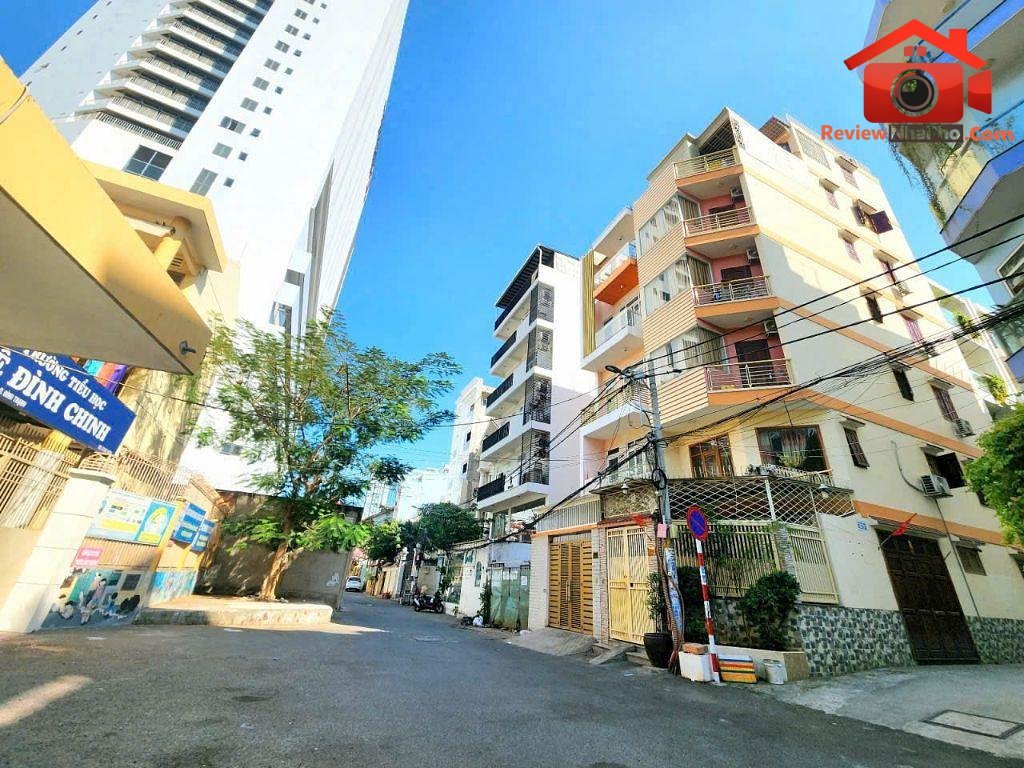 bán nhà hxh, Điện Biên Phủ, P25, Bình Thạnh.dt:4x13, 1tr3l, giá:11 tỷ
-
Giá: 11 tỷ
52 m2