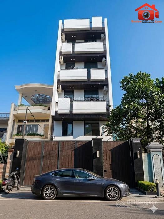 Bán nhà đất Đường Tân Sơn Nhì – Phường cũ – Quận Tân Phú – Thành phố Hồ Chí Minh REVIEW NHÀ PHỐ 130 m2 – 24 tỷ