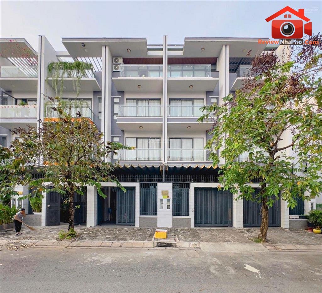 Nhà Mặt Tiền Kinh Doanh Đường Vòng Xoay Phú Lâm – Quận 6 – Thành phố Hồ Chí Minh REVIEW NHÀ PHỐ 102 m2 11.3 tỷ