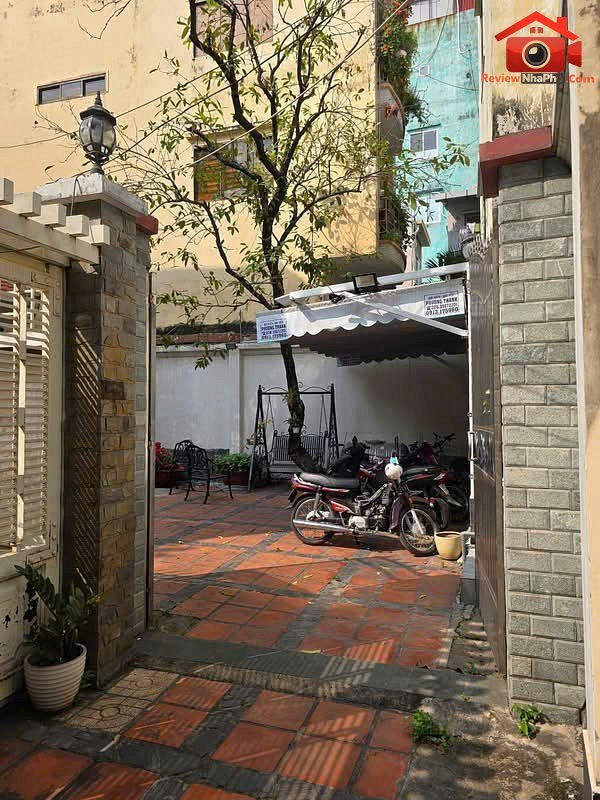 Cần bán nhà 3 tầng vị trí trung tâm đường CMT8 – Phường cũ 13 Quận 10 – Phường mới 13 – Thành phố Hồ Chí Minh diện tích 175m2 giá 27000000000