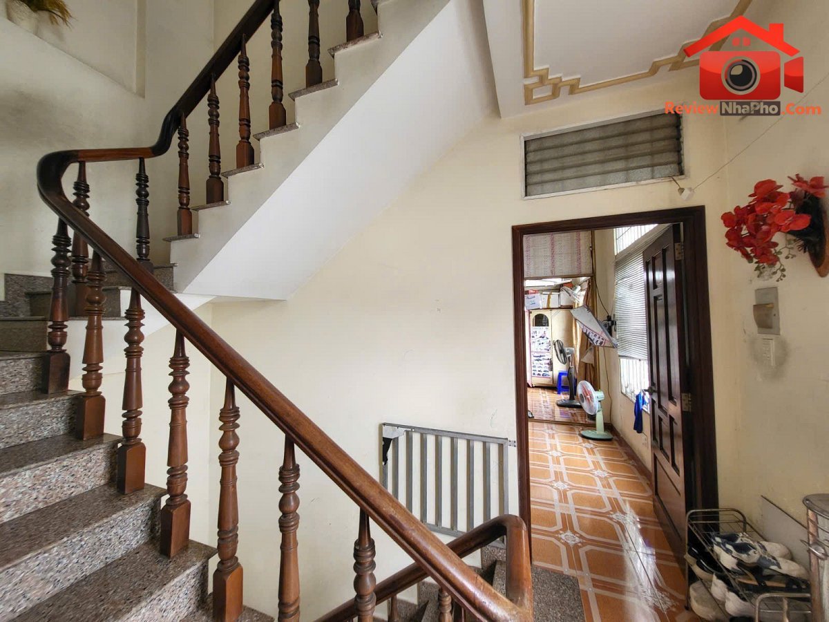 Nhà khu víp hiếm nhà bán ở đường 3/2 hẻm 8m 105m2 27 tỷ