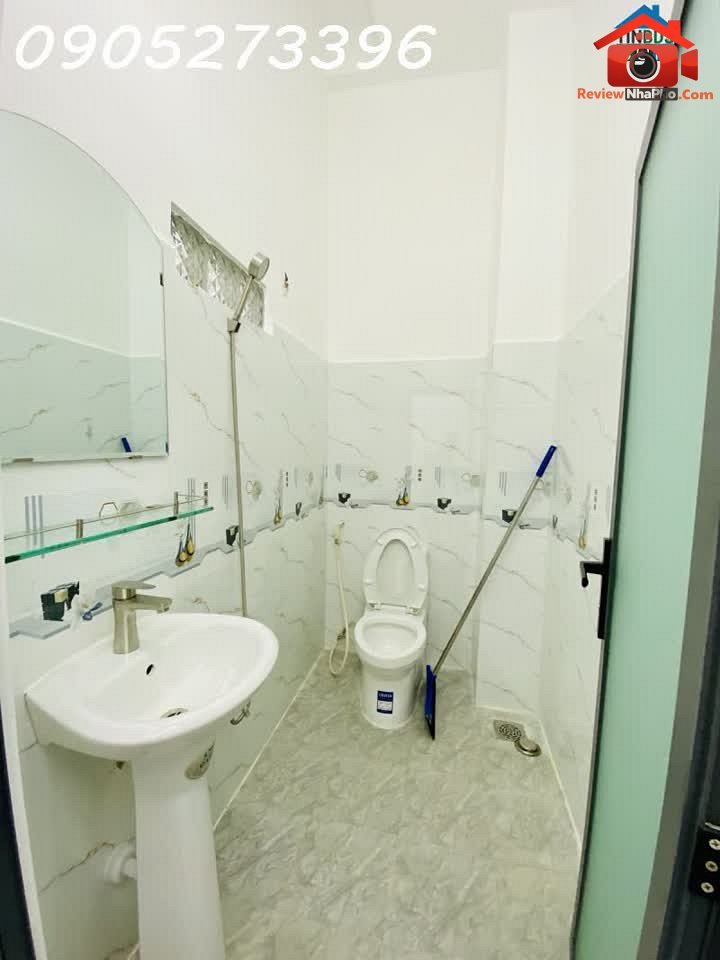 4.75 tỷ – Diện tích 36 m² – Căn nhà 1 … – Bán nhà mặt phố Quận Tân Bình – TP Hồ Chí Minh giá 3 – 5 tỷ