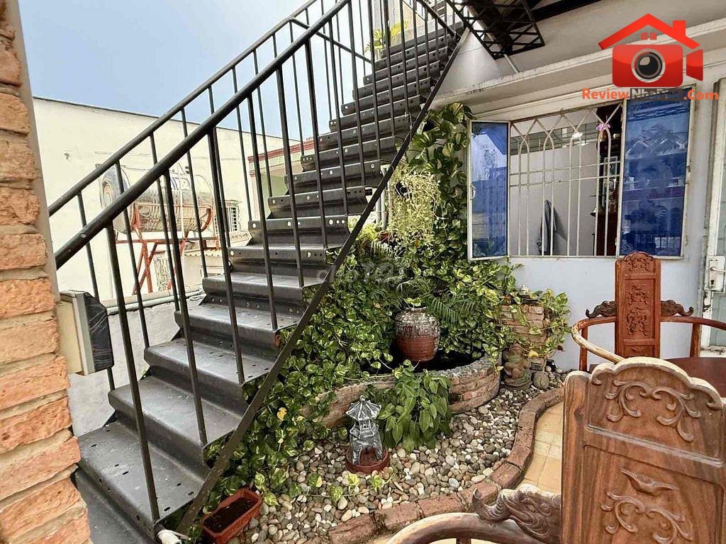 Nhà Mặt Tiền Đường Lạc Long Quân – Phường 11 – Quận Tân Bình – Thành phố Hồ Chí Minh – 120 m2 – 26 tỷ REVIEW NHÀ PHỐ