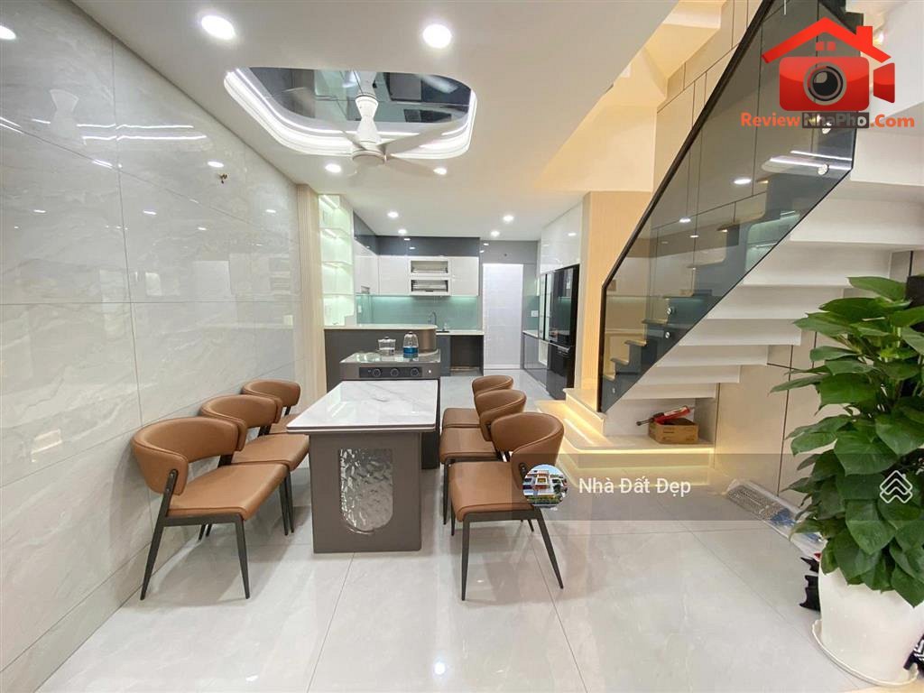 Bán nhà đất Đường Lê Văn Quới – Phường cũ Không xác định – Quận Không xác định – Thành phố Hồ Chí Minh 7.45 tỷ – 56 m2 REVIEW NHÀ PHỐ