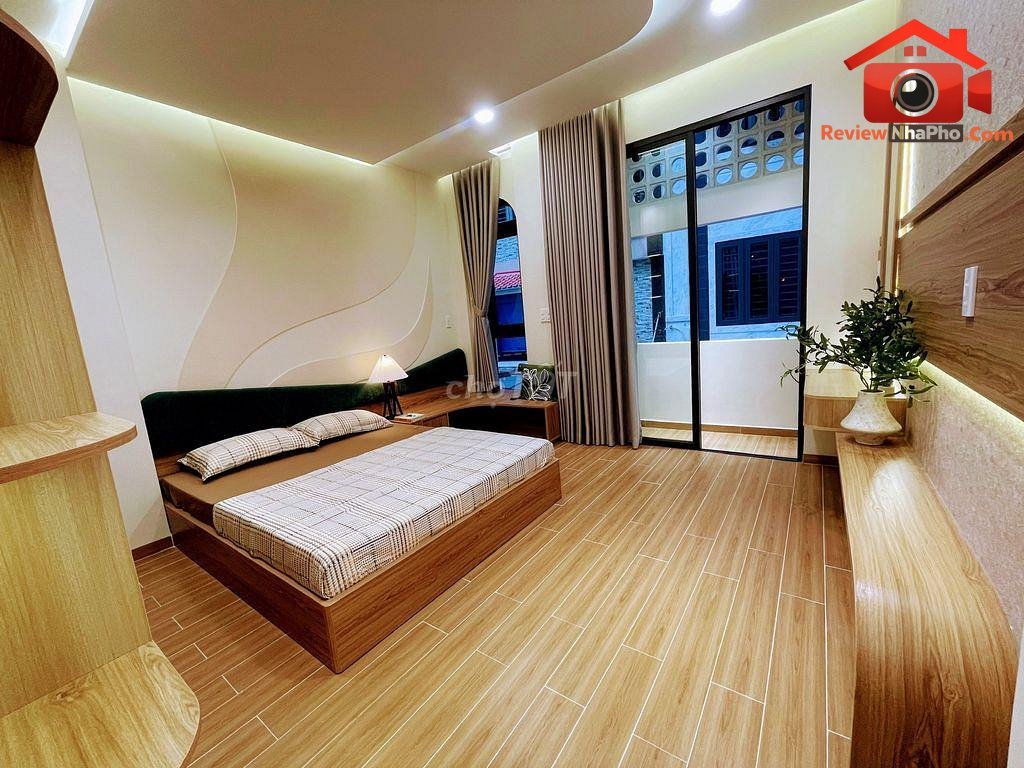 Review nhà phố Quận Tân Bình mới xây 4 tầng giá 8,4 tỷ