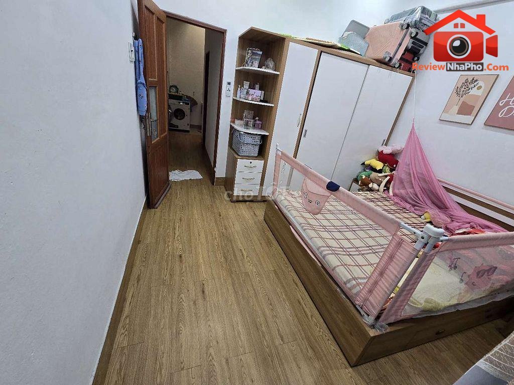 Review nhà phố Quận Tân Bình TP.HCM: Nhà hẻm ô tô gần ga T3