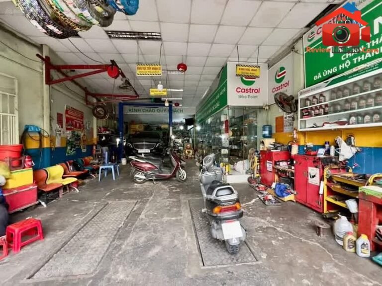 Review nhà phố Tân Bình Hồ Chí Minh diện tích 300m² giá 2.99 tỷ