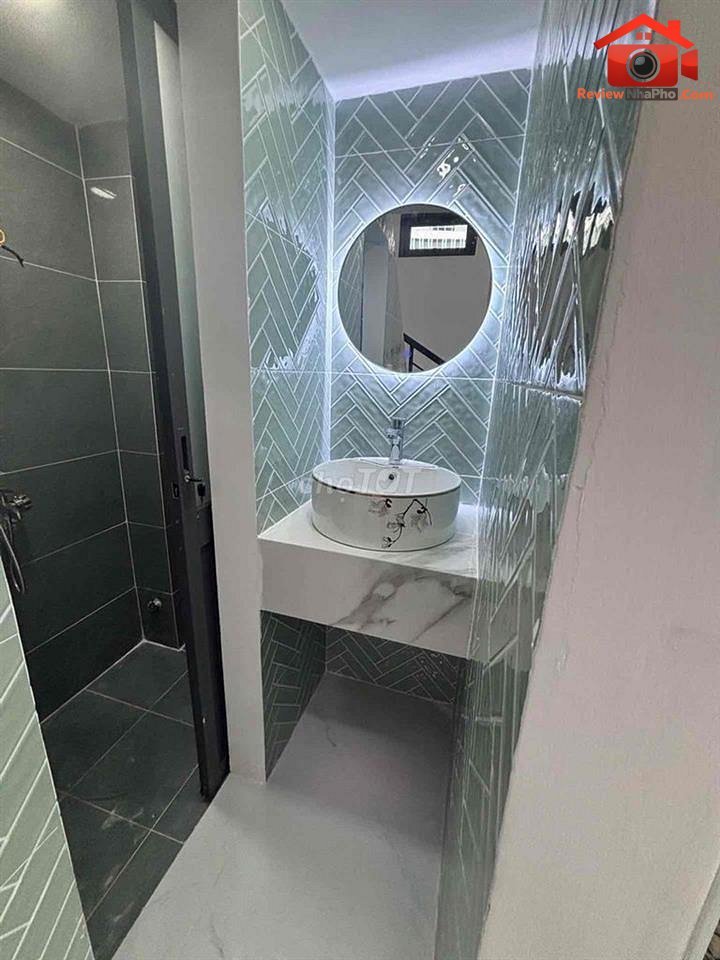 Nhà phố 2 phòng ngủ hẻm xe hơi đường Âu Cơ Quận Tân Phú giá 2 tỷ