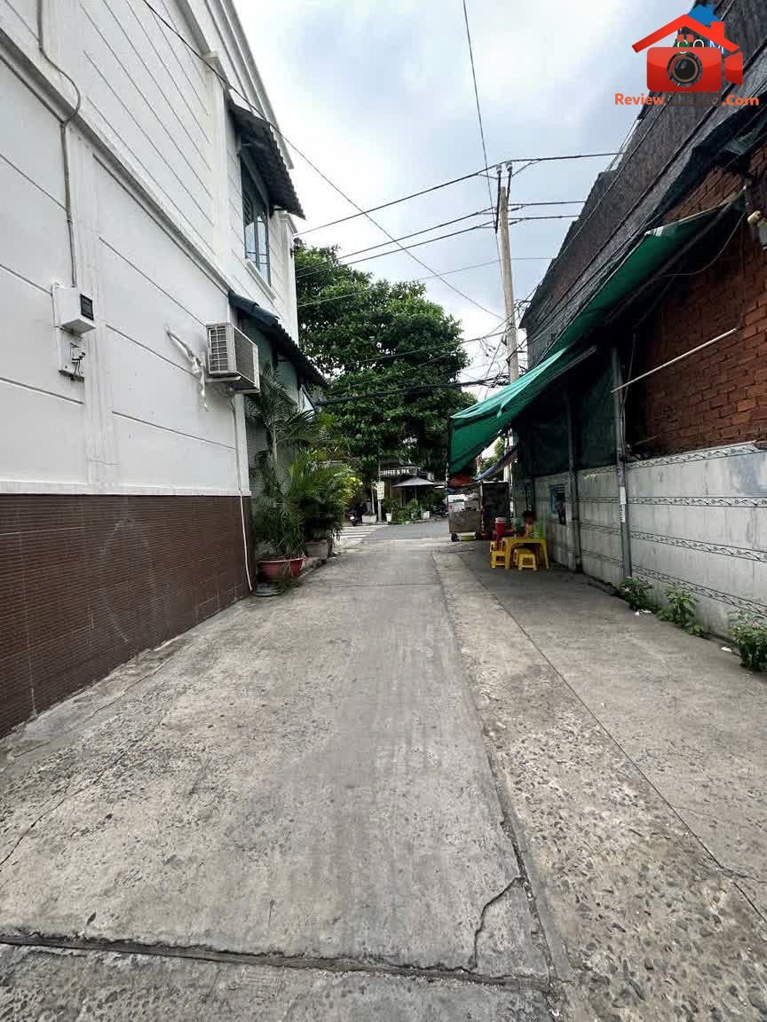 Review nhà phố Tân Phú Hồ Chí Minh với Diện Tích 275m² Giá 24,5 Tỷ