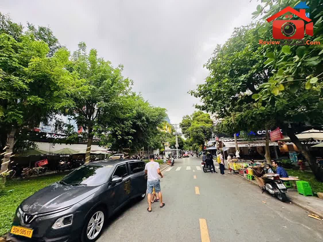 Review nhà phố Tân Phú Hồ Chí Minh 275 m² giá 24,5… – Bán nhà mặt phố Quận Tân Phú – TP Hồ Chí Minh giá 20 – 40 tỷ