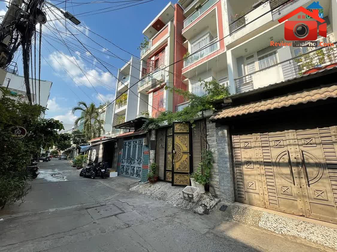 Nhà hẻm xe hơi 4 tầng, 4 phòng ngủ giá 8.6 tỷ tại Tân Phú, Hồ Chí Minh