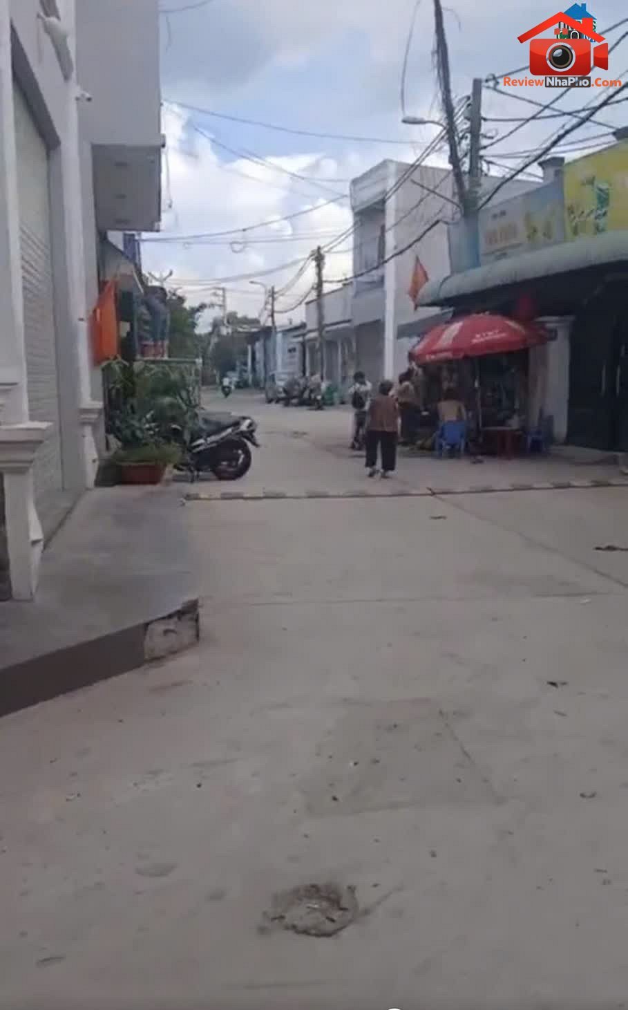 Review nhà phố Bình Hưng Hòa, Bình Tân, TP.HCM với diện tích 200m² giá 22 tỷ