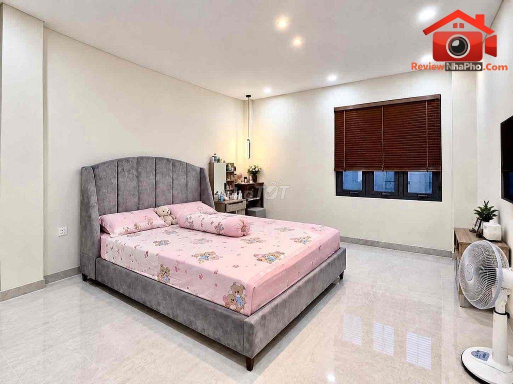 Review nhà phố khu vực Phường An Lạc, Quận Bình Tân, TP.HCM, 100m2, giá 8.7 tỷ