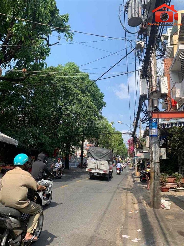 Review nhà phố Trịnh Đình Trọng, Phú Trung, Tân Phú – Nhà mặt tiền kinh doanh