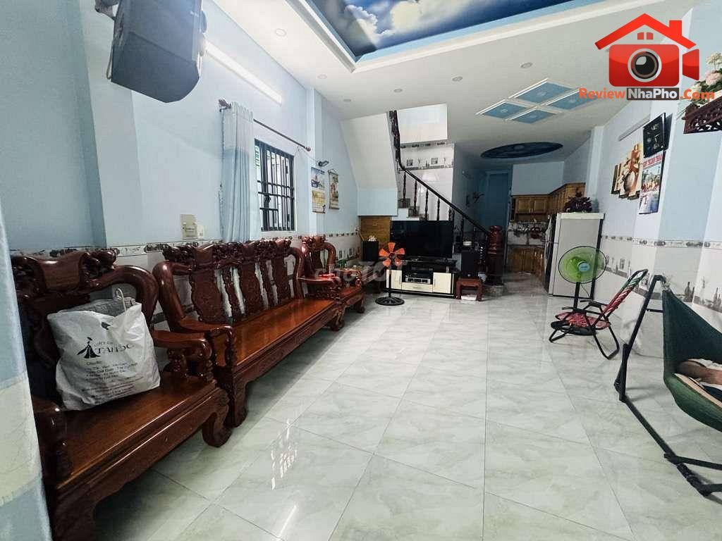 Review nhà phố TP.HCM – Nhà 3 tầng, 3 phòng ngủ hẻm xe hơi giá 6.5 tỷ