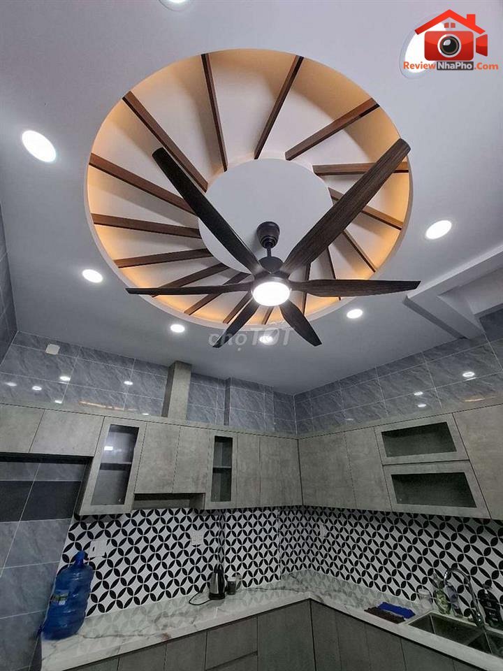 Review nhà phố 4 tầng 50m2 tại Phường Bình Hưng Hòa, Quận Bình Tân, TP.HCM