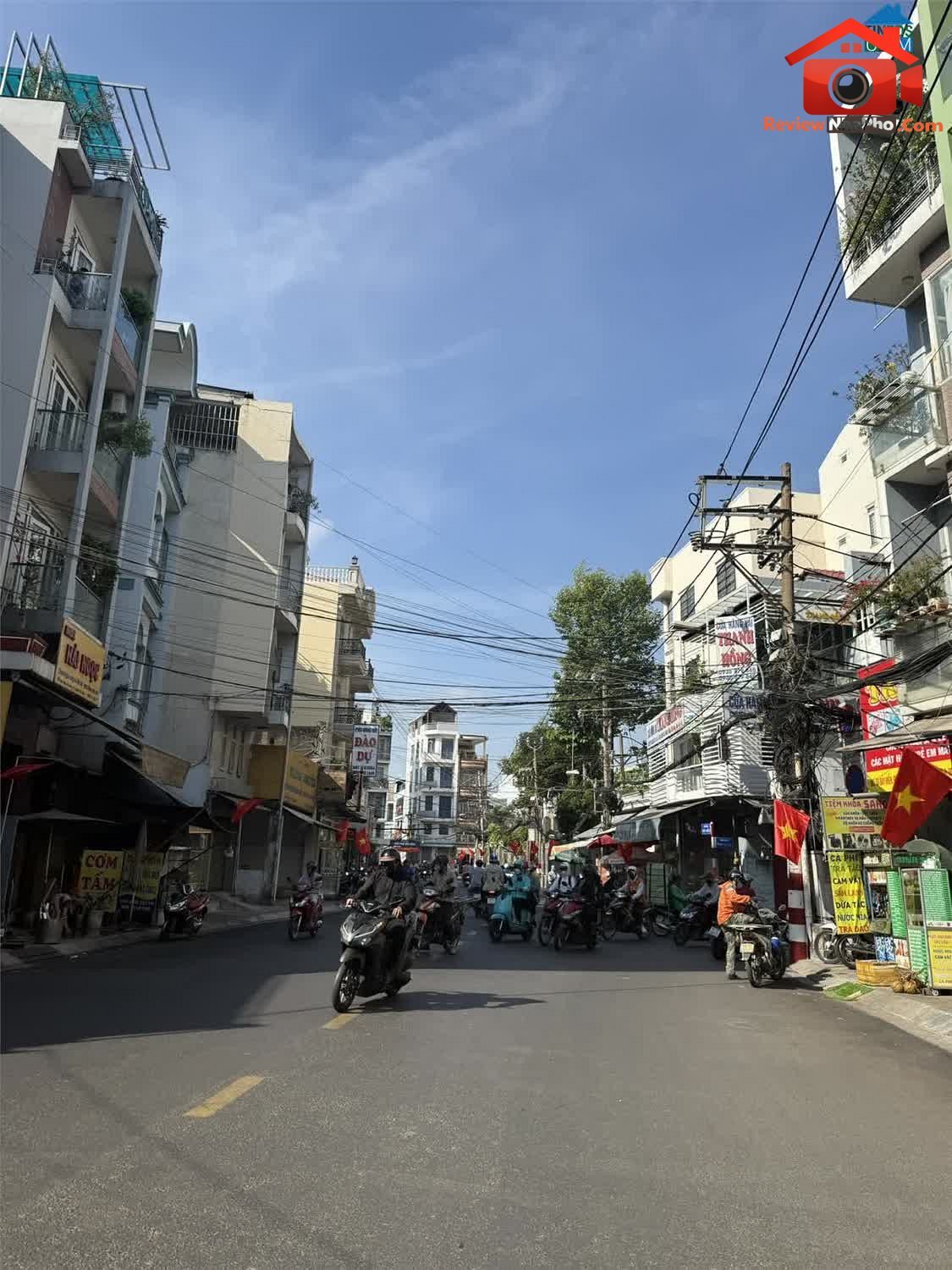 Bán nhà mặt phố Trần Văn Quang phường 10 Tân Bình giá 15.5 tỷ
