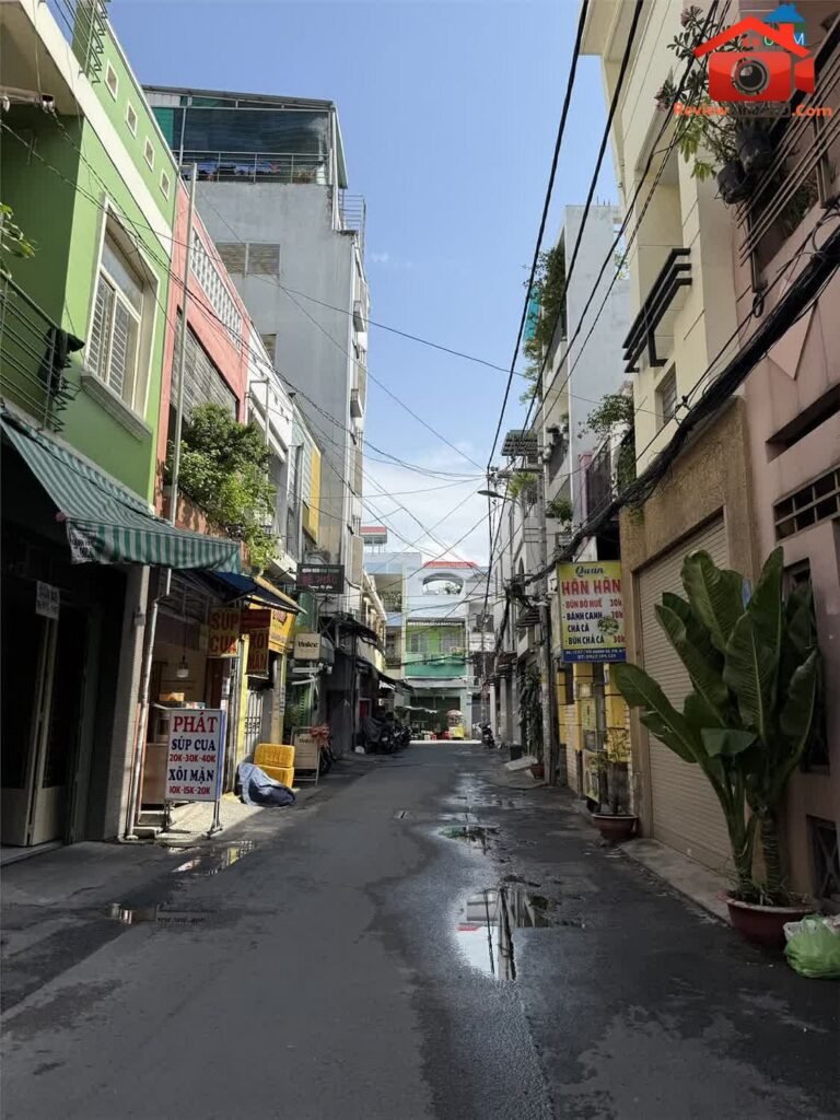 Review nhà phố Tân Bình 60m² giá chỉ 8 tỷ tiện nghi gần công viên