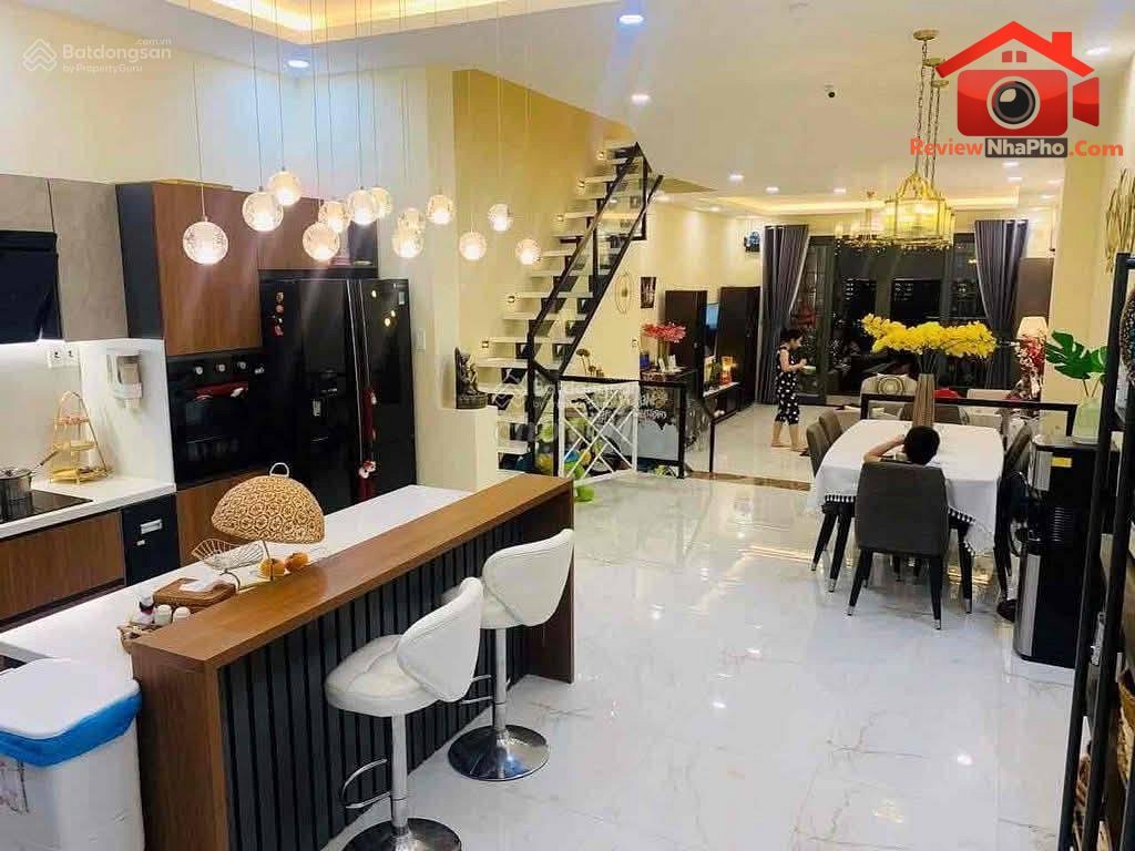 Review nhà phố Tân Bình – hẻm xe hơi 8m, 95m² chỉ 8.8 tỷ