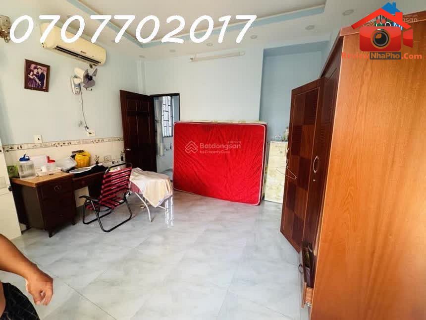 Review nhà phố Tân Phú TP.HCM – 3 tầng 3PN g… – Bán nhà mặt phố Quận Tân Phú – TP Hồ Chí Minh giá 5 – 7 tỷ
