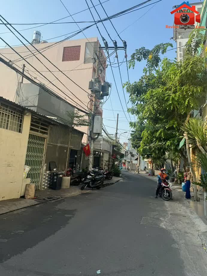 Review nhà phố Tân Phú 90m² giá 6.200 triệu – Cho thuê nhà mặt phố Quận Tân Phú – TP Hồ Chí Minh giá 5 – 10 tr