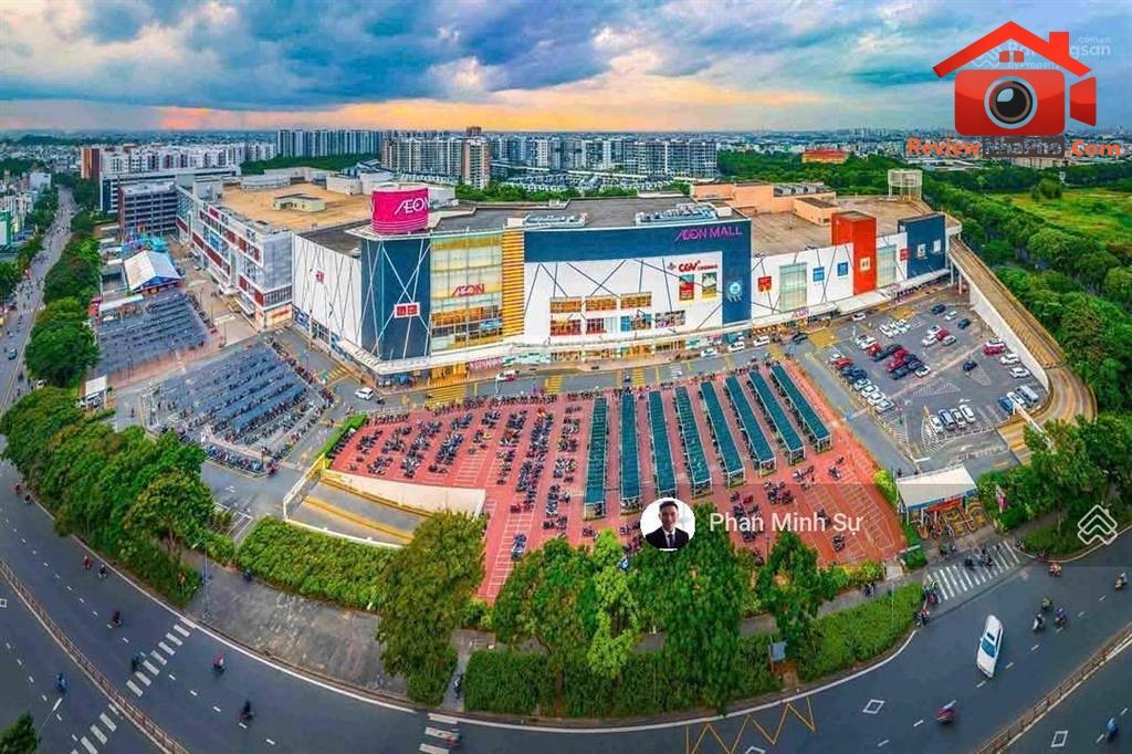 Review nhà phố khu vực Celadon City giá 6.7 tỷ, diện tích 85m2