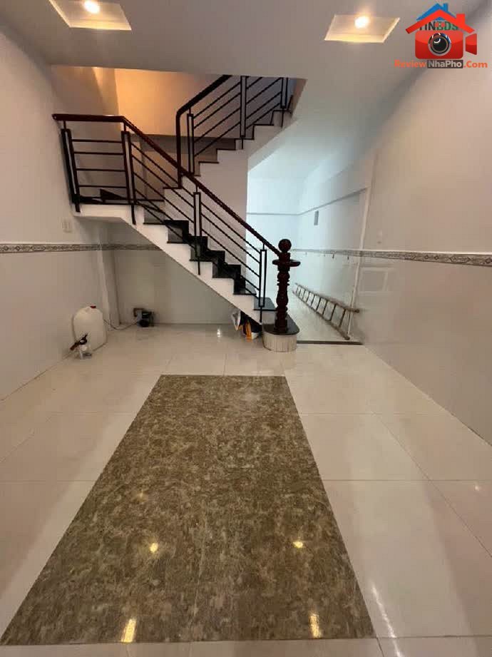 Review nhà phố Tân Phú Hồ Chí Minh: Nhà 36m2 hẻm xe ba gác giá 2.9 tỷ