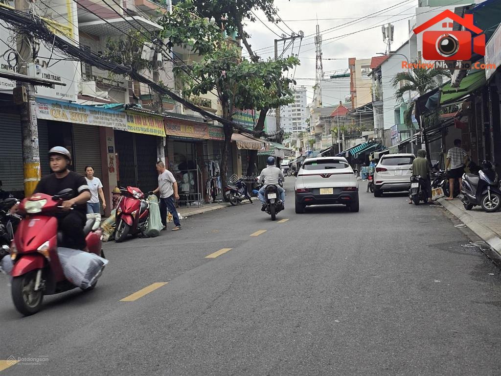 Review nhà phố Tân Phú – Bán nhà Lê Văn Phan 88m2 giá 7.2 tỷ