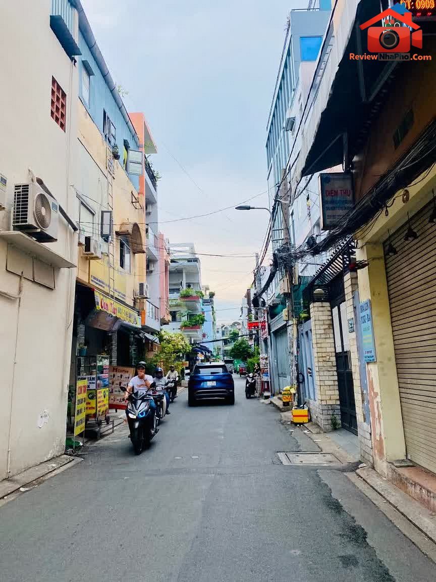 Review nhà phố Tân Bình 15 phòng khép kín giá 12,5 tỷ