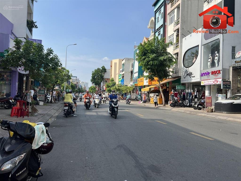 Review nhà phố Tân Sơn Nhì Tân Phú TP.HCM – … – Bán nhà mặt phố Quận Tân Phú – TP Hồ Chí Minh giá 15 – 20 tỷ