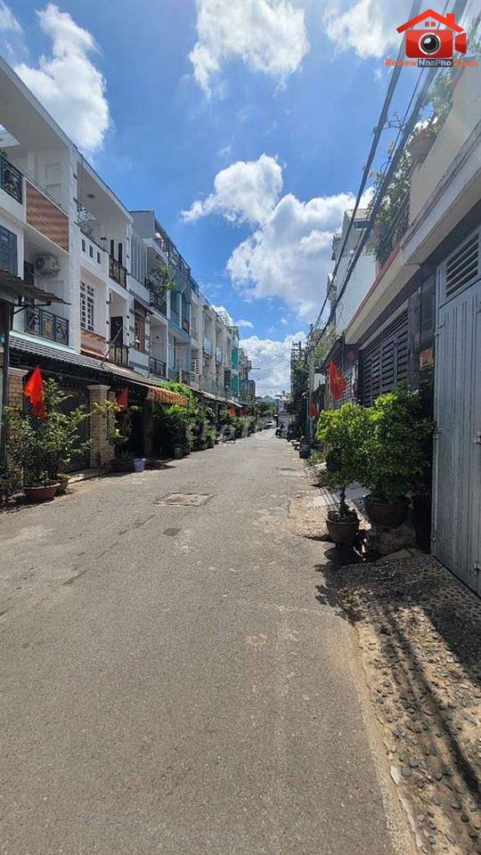 Review nhà đất sổ đỏ hẻm xe hơi Bình Hưng Hòa B Quận Bình Tân TP.HCM giá 3.9 tỷ