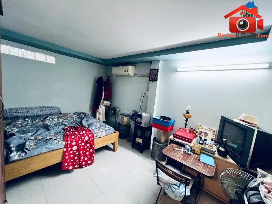 Bán nhà mặt phố Tân Bình Hồ Chí Minh, diện tích 200m² giá 23 tỷ