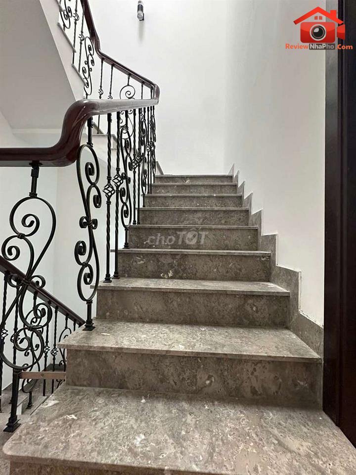 Review nhà phố Tân Quý Quận Tân Phú giá 16 tỷ, diện tích 88m²