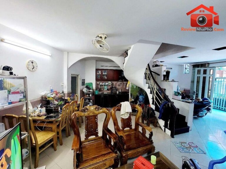Review nhà phố Tân Phú – Nhà 3 tầng, 4 PN, giá 5.95 tỷ