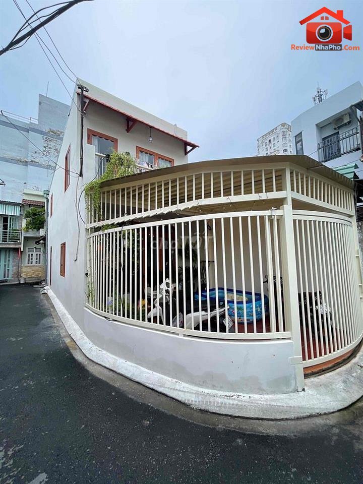 Review nhà phố Tân Phú TP.HCM với giá 7.9 tỷ và diện tích 61m2