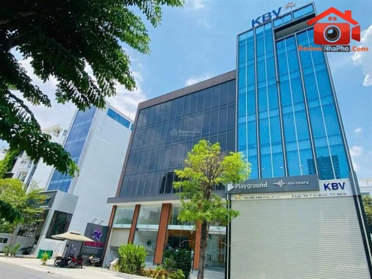 Review nhà phố mặt tiền Bạch Đằng, Tân Bình – Giá 35 tỷ, Diện tích 200m2
