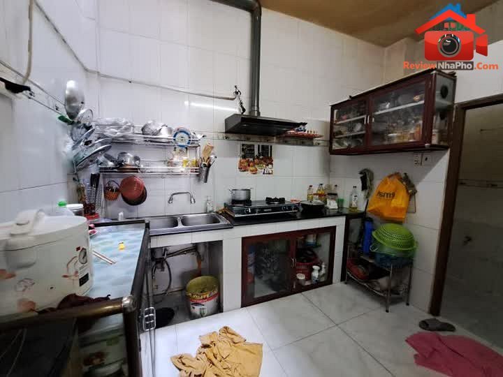 Review nhà phố 3 tầng giá 7,9 tỷ tại Thoại Ngọc Hầu, Tân Phú, TP.HCM