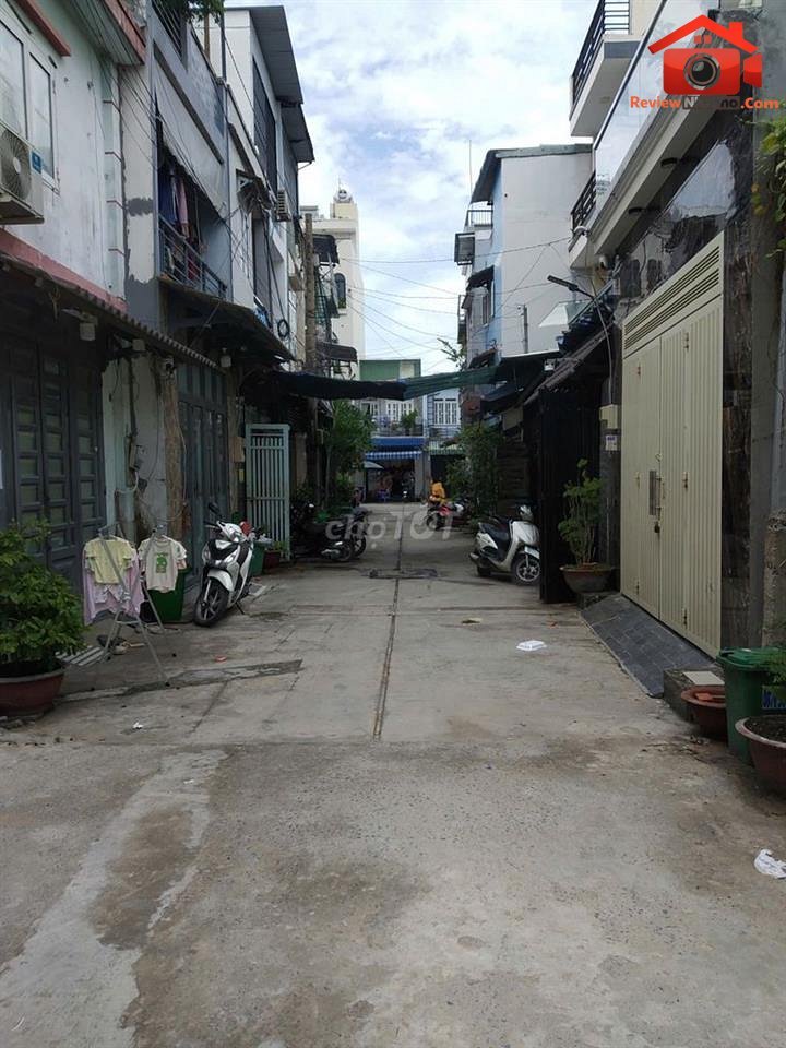 Review nhà phố mới xây tại Quận Bình Tân, TP.HCM giá 4.4 tỷ