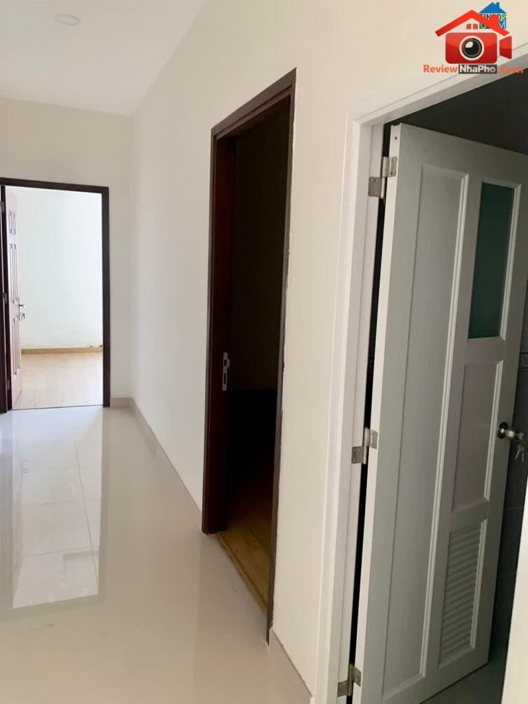 Bán nhà mặt phố Hòa Bình Tân Phú Hồ Chí Minh 140m2 chỉ 12.2 tỷ