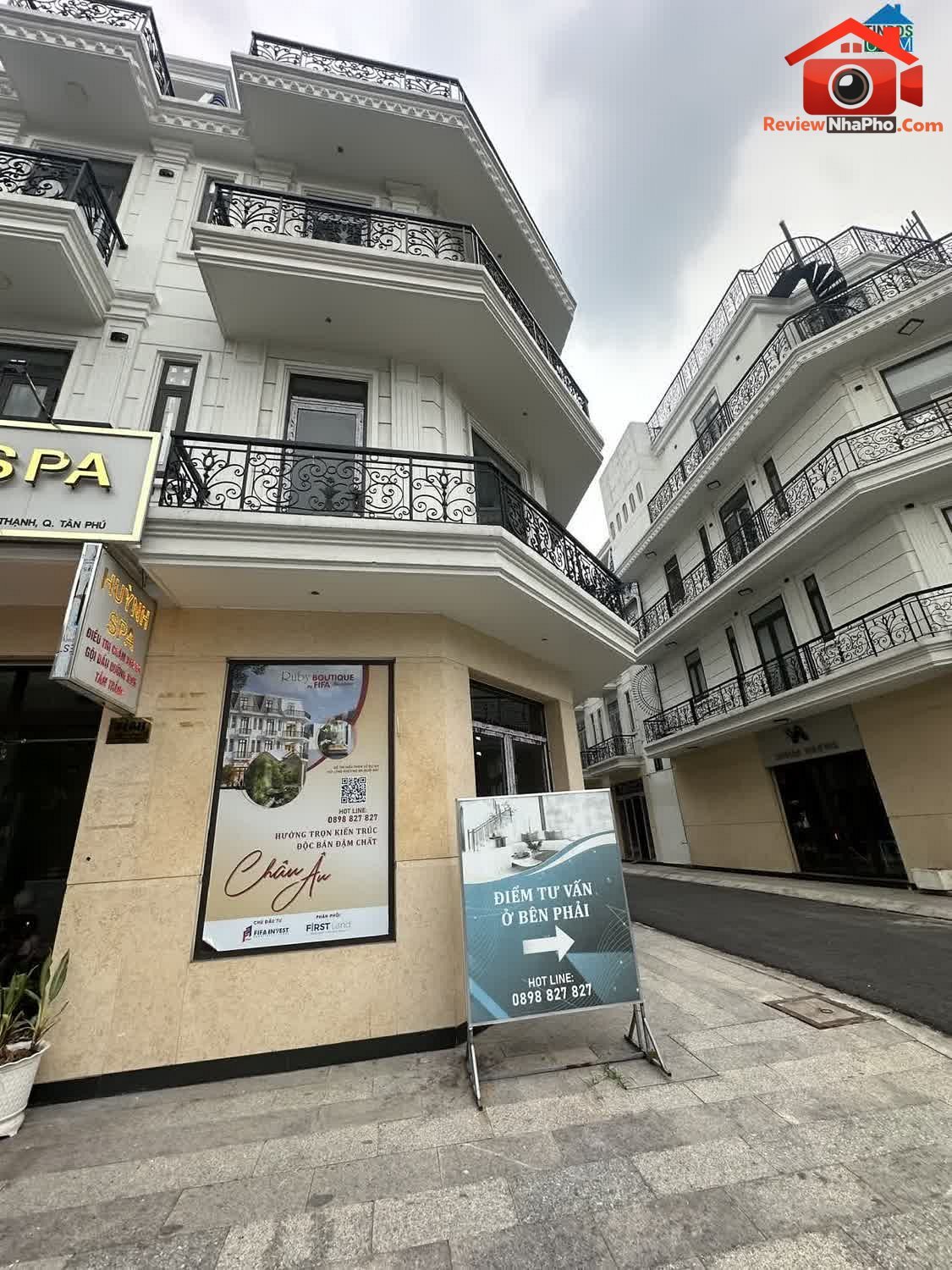 Review nhà phố Tân Phú Hồ Chí Minh, căn góc 2 mặt tiền giá 12 tỷ