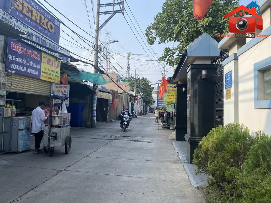 Review nhà phố Bình Hưng Hòa, Bình Tân 4.8 tỷ R… – Bán nhà trong ngõ, hẻm Quận Bình Tân – TP Hồ Chí Minh giá 3 – 5 tỷ
