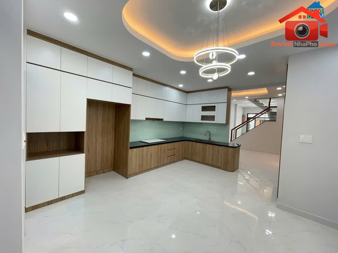 Review nhà phố Tân Phú Hồ Chí Minh – Hẻm xe tải 100m² chỉ 10.8 tỷ