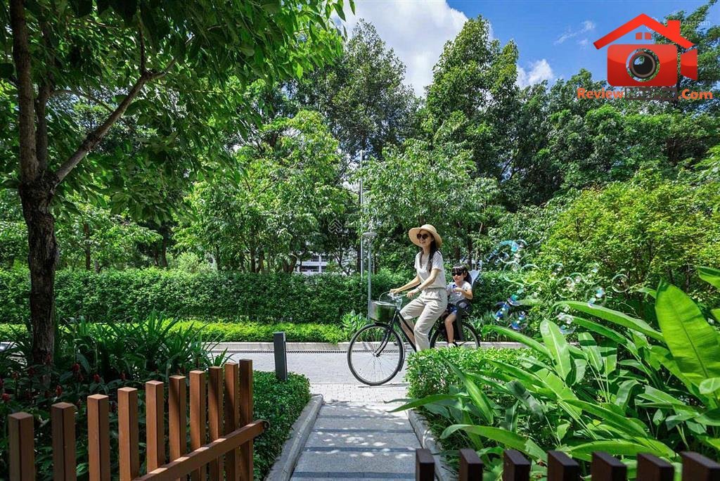 Review nhà phố The Glen Celadon City quận Tân Phú TP.HCM giá 22.24 tỷ diện tích 367m2