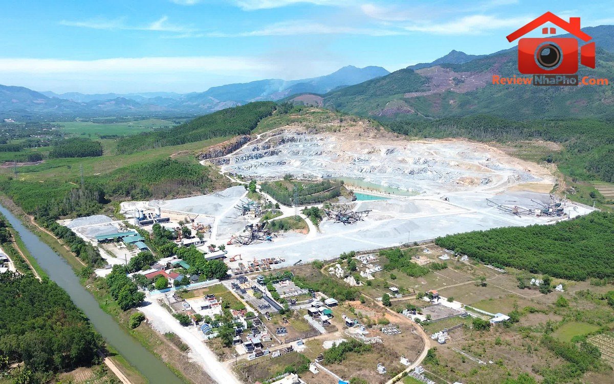 Quảng Ngãi nâng công suất mỏ đá An Hội, đáp ứng nhu cầu vật liệu
