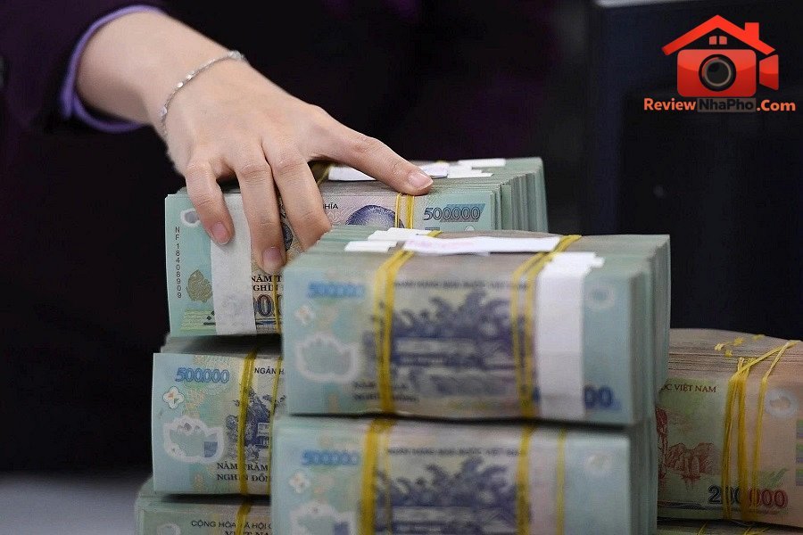 Doanh nghiệp ‘gồng mình’ với lãi vay lên đến 14%/năm